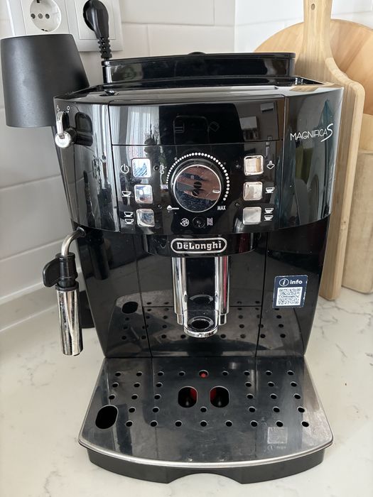 Maquina de café Delonghi Magnifica S