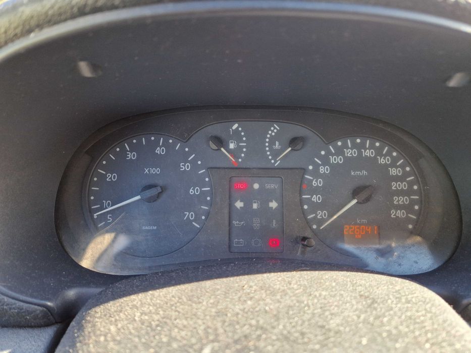 Renault Clio 1.2 cc, gasolina