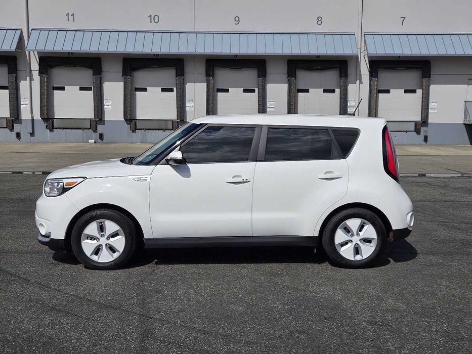 Kia Soul EV+      2015