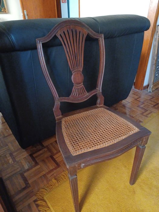 Conjunto 6 Cadeiras com tampo em palhinha