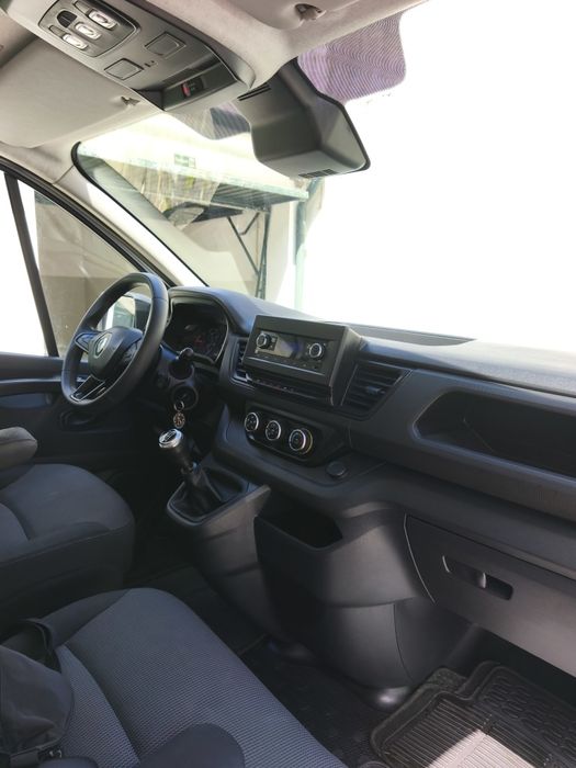 RENAULT TRAFIC Phase lll 2.0 blue DCI 130cv L2H1 IVA DEDUTÍVEL