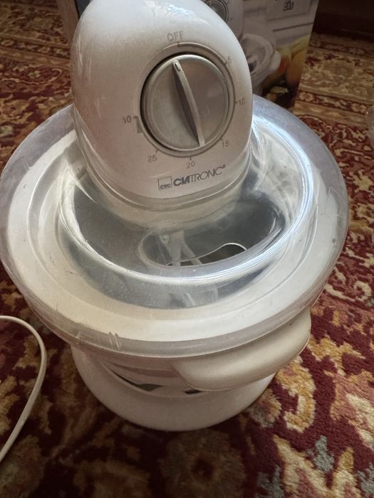 Морожениця CLATRONIC