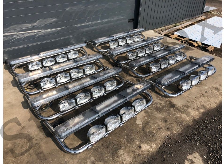 ORUROWANIE-ORUROWANIA górne Mercedes Arocs Oświetlenie