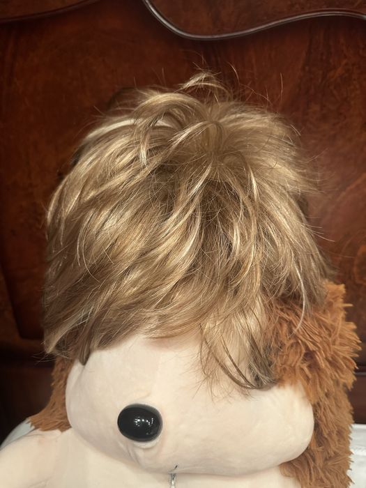 Парик коротки та хвіст