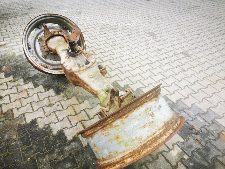 Przedni napęd MF 1014 Massey Ferguson