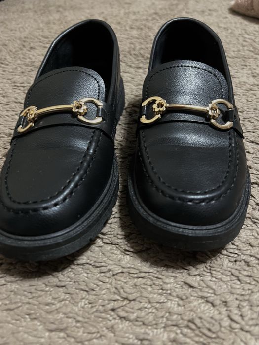 Лофери жіночі чорні