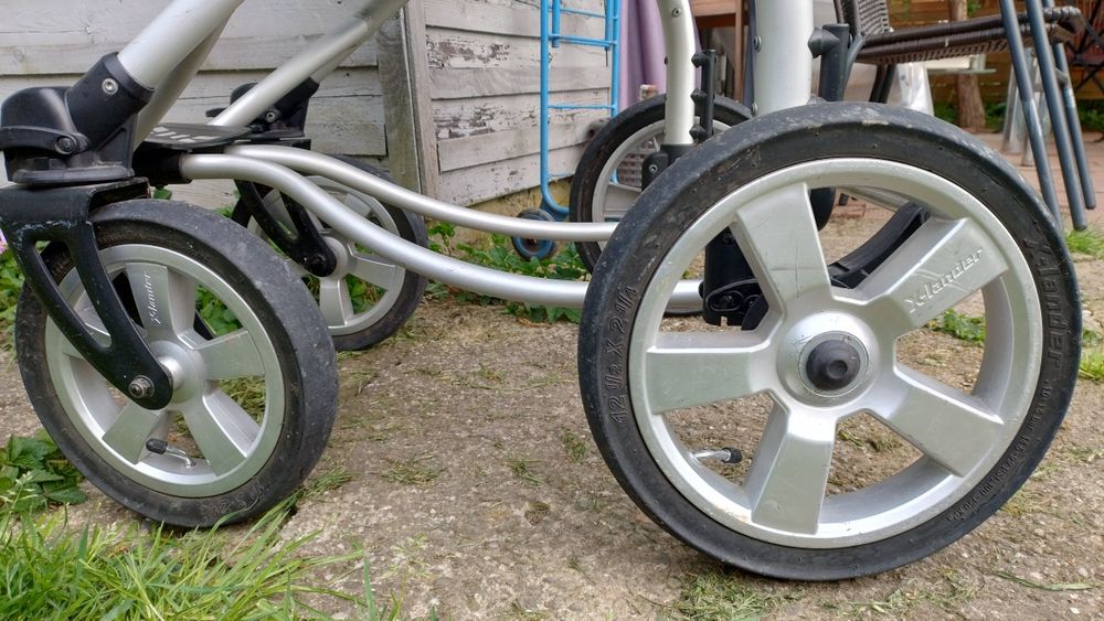 Wózek dziecięcy koła 12 " pompowane