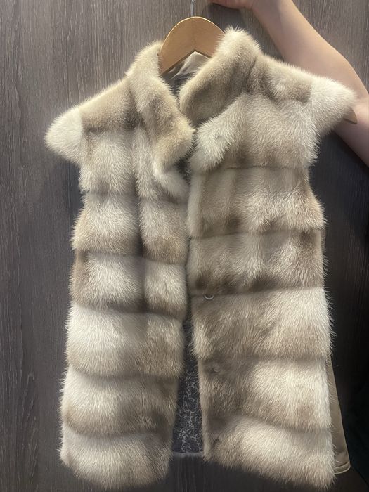 Норковий жилет s
