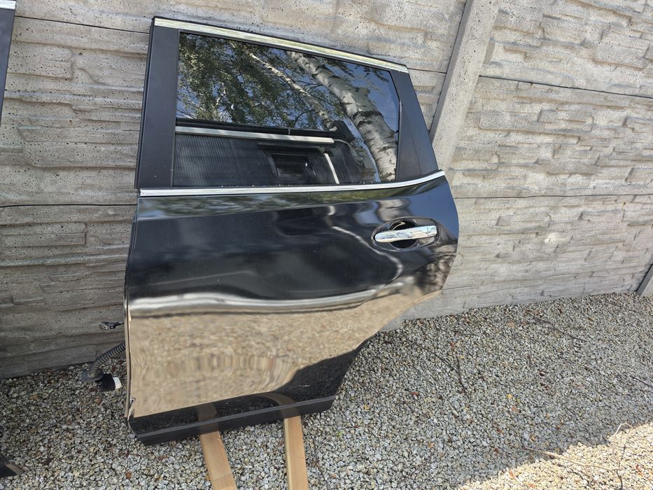 Drzwi lewe tył nissan x-trail t32