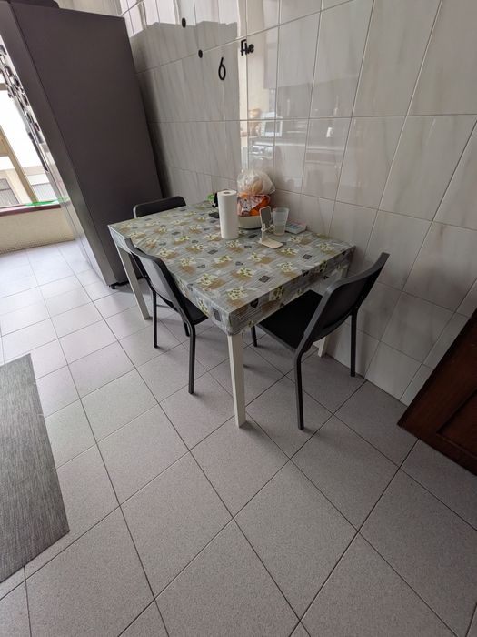 Mesa de cozinha IKEA