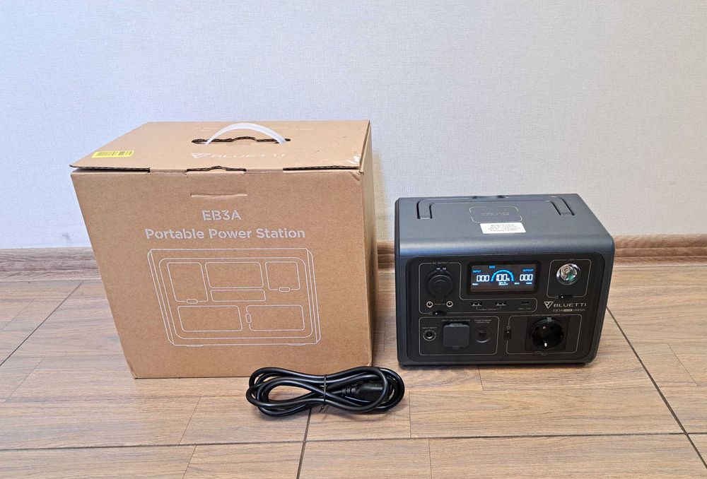 Зарядна станція Bluetti EB3A