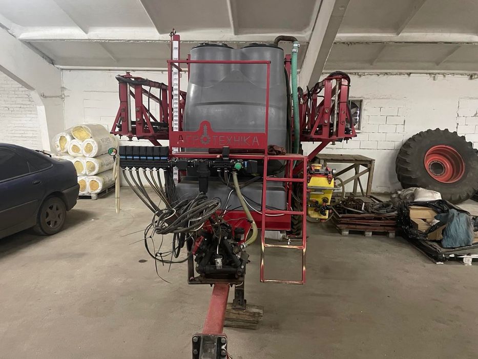 Продам оприскувач  стан нового