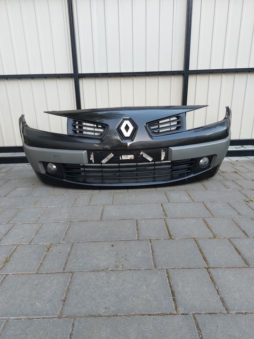Zderzak przód przedni renault megane  cc cabrio kod NV676 rok 07