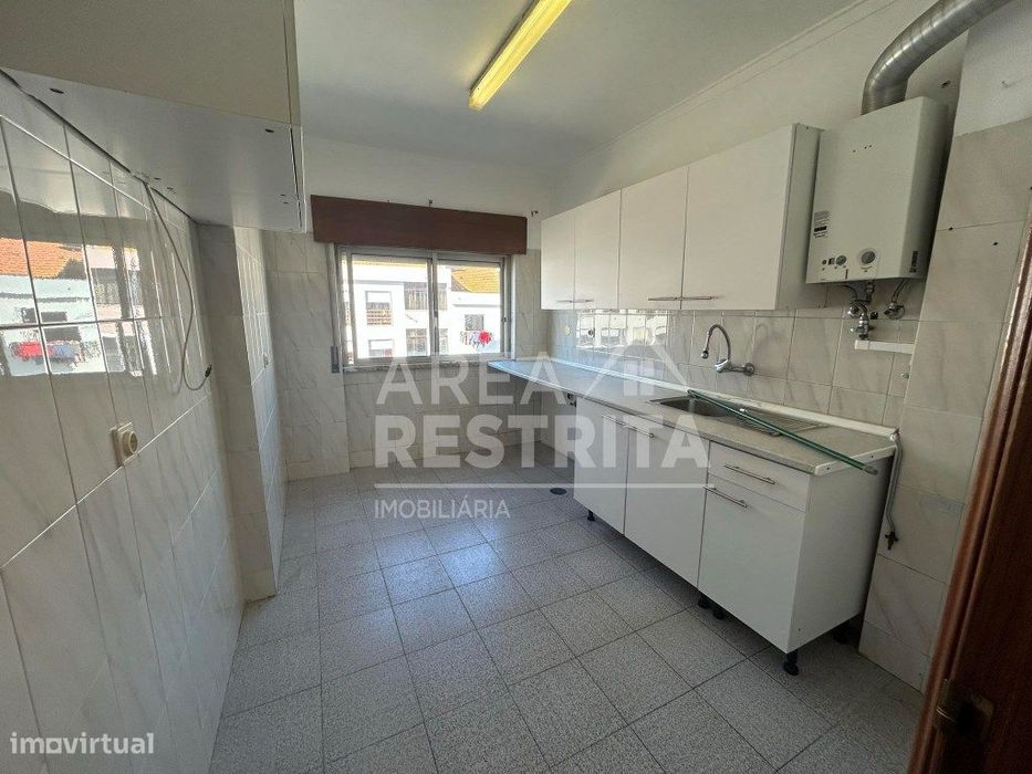 APARTAMENTO T1 , Zona Central, Cruz de Pau