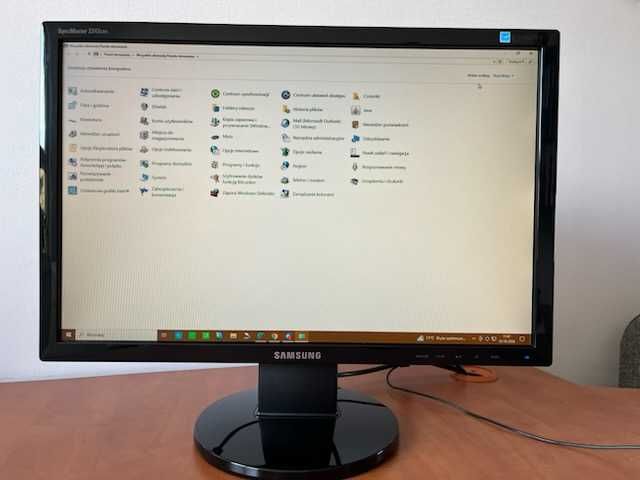 Monitor LCD 22 "