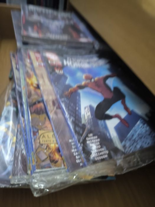Livros Coleções Marvel: O Espetacular Homem-Aranha+Venom+Os Vingadores+Capitão América+... Preço Unitário