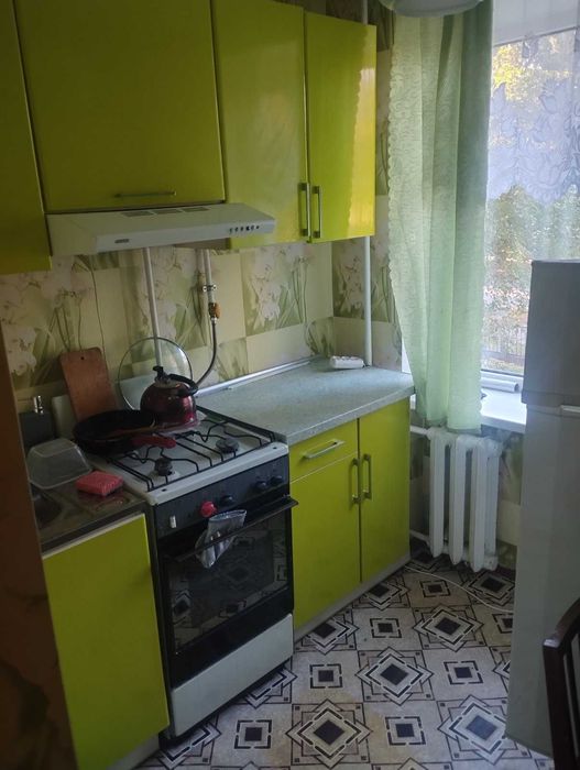 Довгострокова оренда 2к квартири.