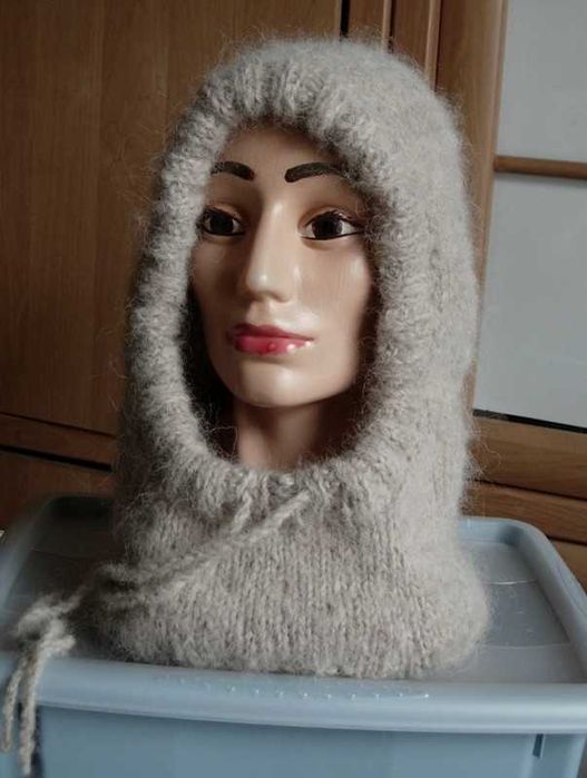 beżowy fluffy kaptur balaclava alpaka i kaszmir