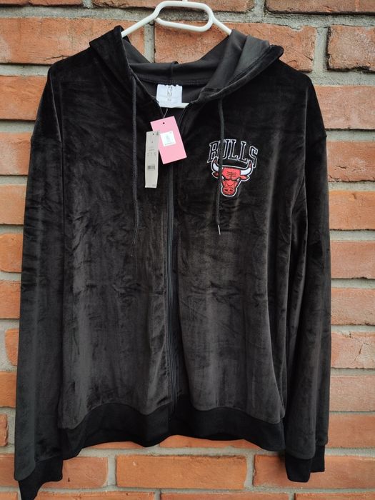 Nowa Oryginalna Damska Bluza z Kapturem Chicago Bulls Size M
