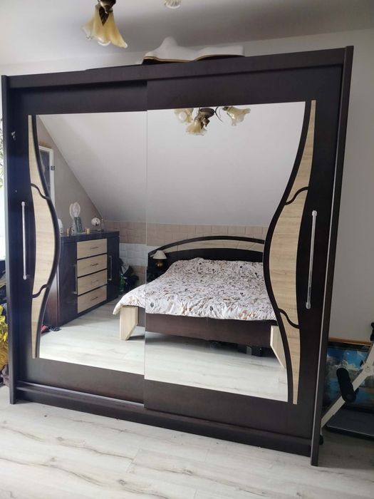 Komplet mebli do sypialni