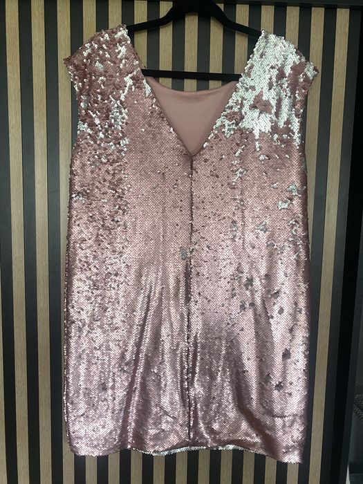 Cekinowa sukienka Mohito M/L