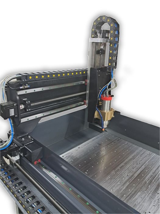 Фрезерный ЧПУ станок по металу.