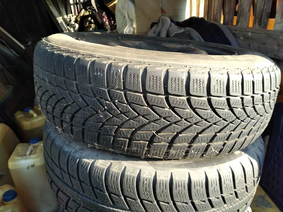 Колеса(дискиR15)+ковпаки  на нові Добло Комбо Фіат 500 від 2010р