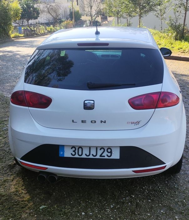 SEAT Leon — fotografia 9