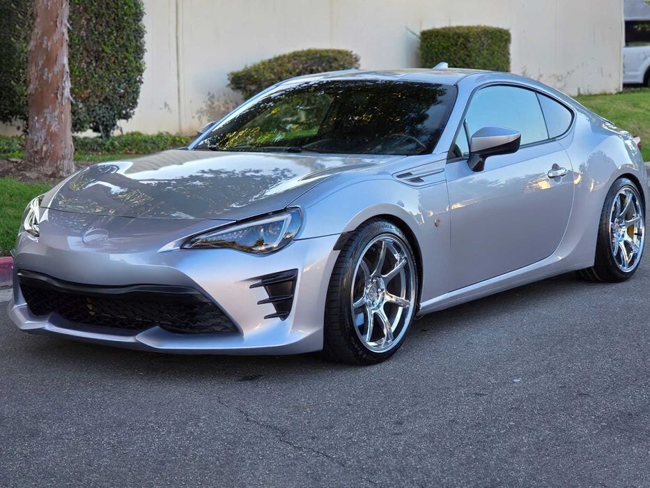 Toyota 86      2018