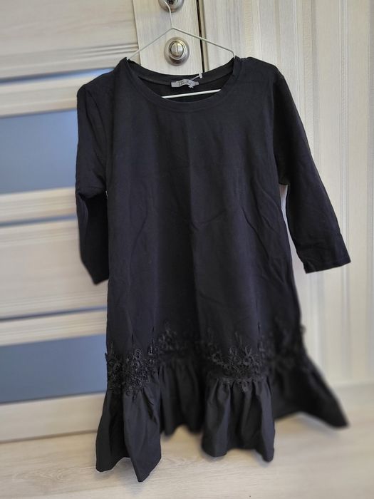 Трикотажное платье размер S.