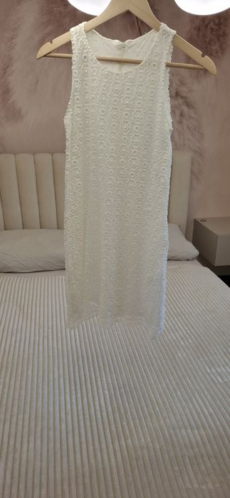 Sukienka dziewczęca 134/140cm