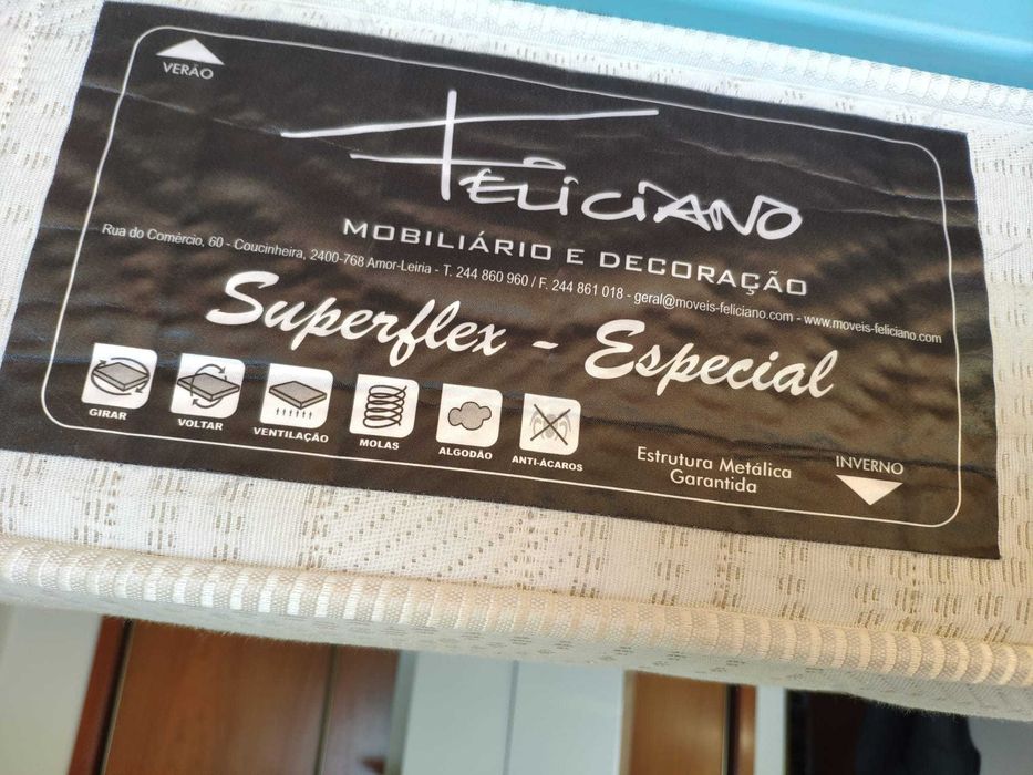 Cama de solteiro em madeira maciça