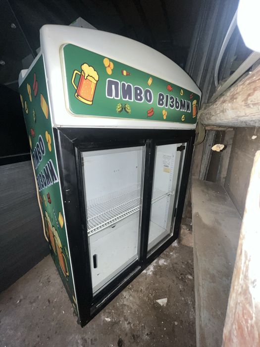Холодильна вітрина, барний холодильник