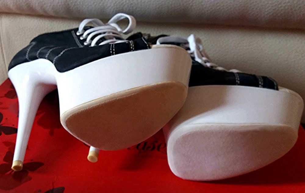 Стрипы единички Pleaser Ботинки размер 39-40 Стріпи одинички Черевики Стрипи