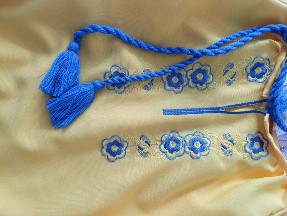Вишиванка жіноча 48р.