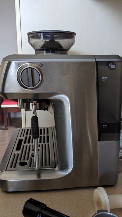 Ekspres kolbowy SAGE Barista Express SES875BSS