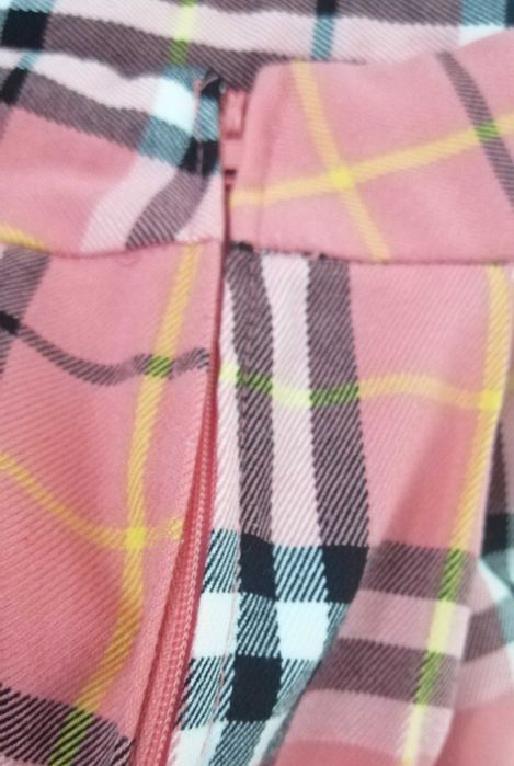 Spódniczka w kratę r. L