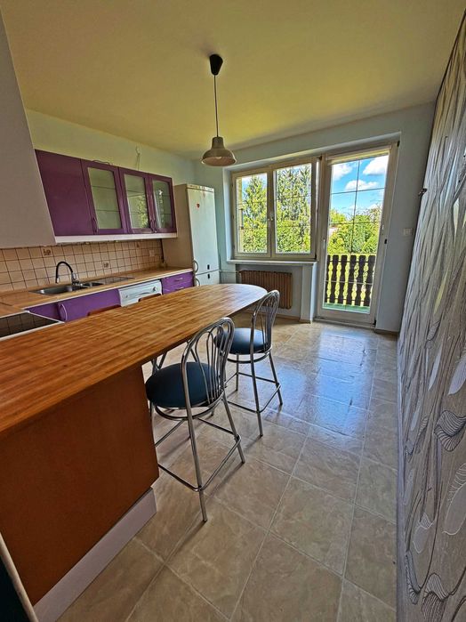 Komfortowy dom szeregowy 165 m² – 5 pokoi, garaż, ogród
