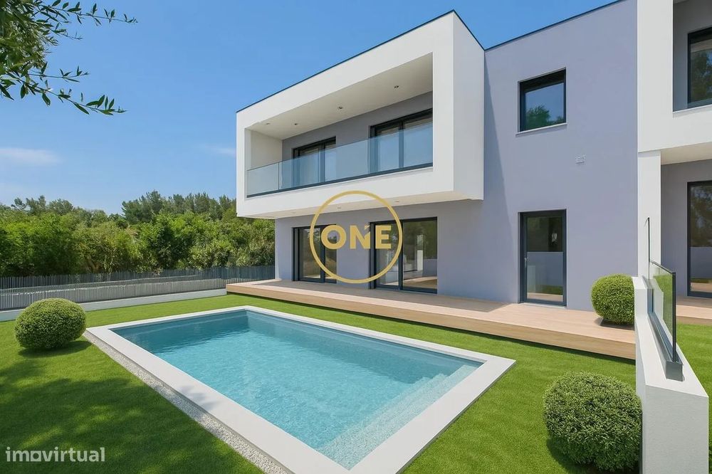 Moradia T4 Nova | Piscina Privativa | Condomínio Fechado | Cascais