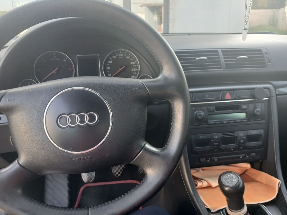 Audi a4 B6 1900 130cv