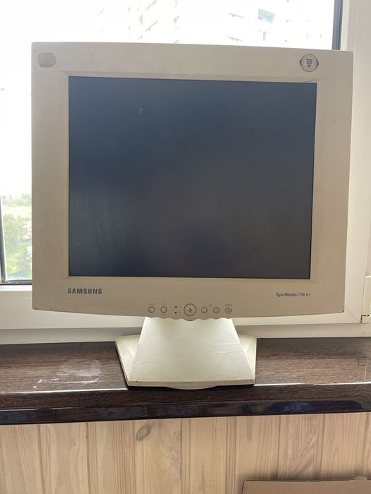 Продам мониторы Samsung