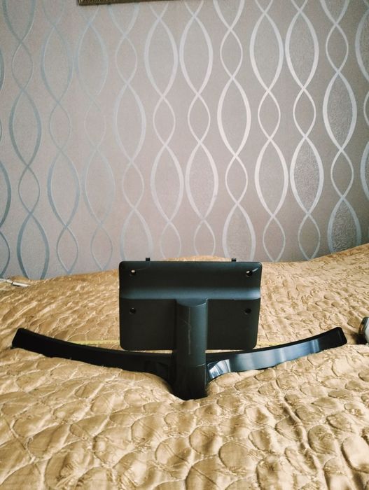 Ніжка до ТВ. Самсунг та інші