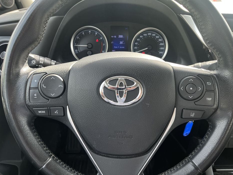 Toyota Corolla 1.6 Premium | bezwypadkowy| serwis ASO | Gwarancja