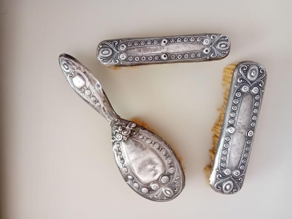 Conjunto de escovas de toucador (casquinha)