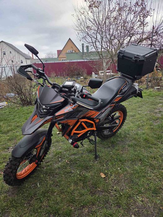 Продам новий спарк