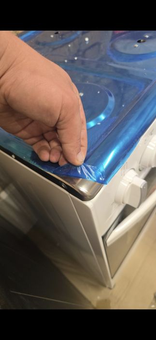 Продам нову газову плитку електрична духовка терміново