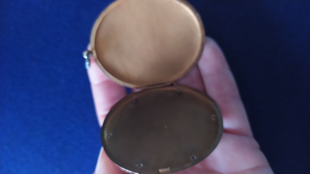 Pendente de ouro com prata e diamantes