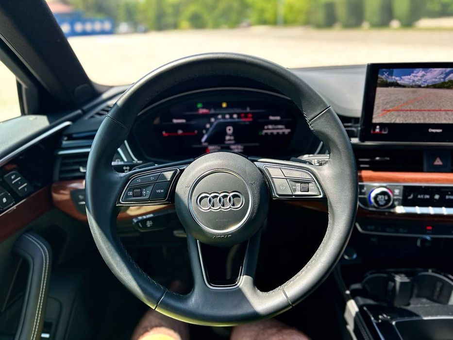 Продам Audi a4 b9 allroad