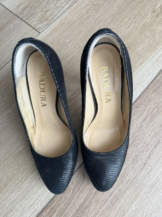 Czarne Szpilki Badura 37