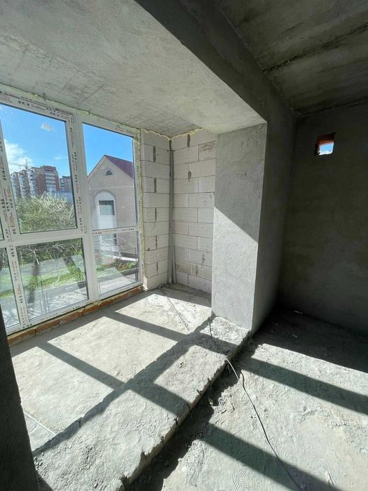 Продаж 1 кімнатної квартири на вулиці Галицькій біля центру на 2 поверсі